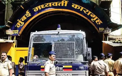 महाराष्ट्र : जेल में कैदियों को अंदर कोरोना का डर तो बाहर रोज़ी रोटी का