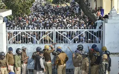 जामिया हिंसा में पकड़े गए युवकों की पृष्ठभूमि आपराधिक