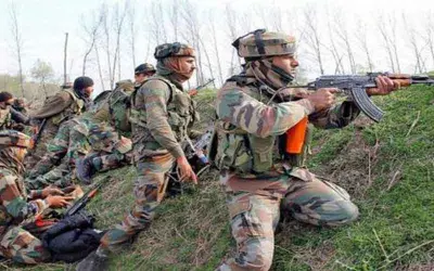 आतंकियों और सुरक्षा बलों के बीच मुठभेड़