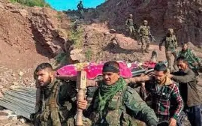 जम्मू-कश्मीर के राजौरी में आतंकियों से मुठभेड़ में दो अफसर और दो जवान शहीद