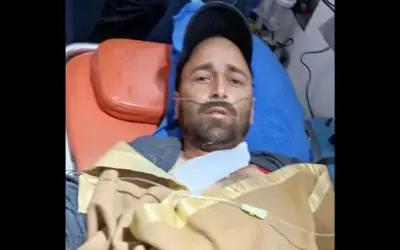 आतंकियों ने कश्मीरी पंडित पर बरसाईं गोलियां