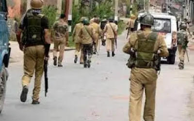 पुलिसिया झड़प में  हेड कांस्टेबल की मौत