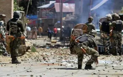 दक्षिण कश्मीर में हुई पत्थरबाजी,जम्मू-कश्मीर दौरे पर ईयू के 28 सांसद