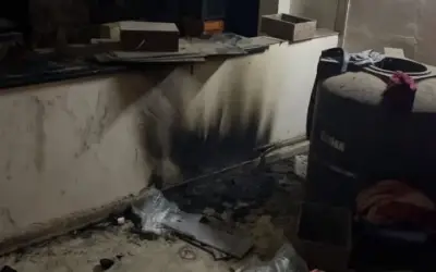 मामूली विवाद में  दुकानदार ने कर्मचारी को पेट्रोल डालकर जिंदा जलाया