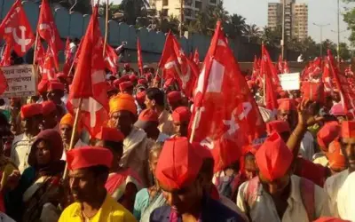 मुंबई में 30 हज़ार किसानोँ का निकला मोर्चा