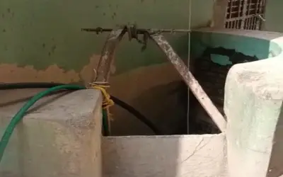 शादी के लिए रुपए नहीं देने पर बेटे ने मां को कुंए में धकेला