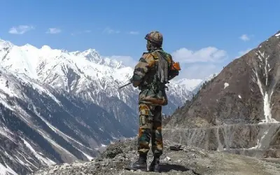 पहाड़ियों पर भारत के कब्ज़े से चीन बौखलाया
