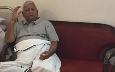 कुत्तों के भौंकने से अस्पताल में लालू यादव परेशान