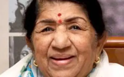 हैप्पी बर्थडे लता दीदी!