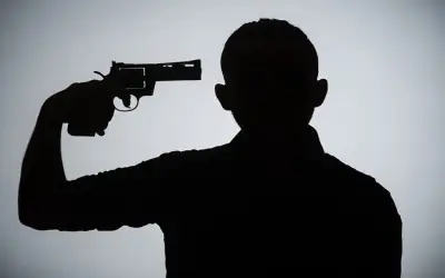 बीजेपी नगरसेविका के बेटे ने गोली मारकर आत्महत्या की