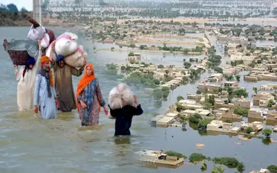बाढ़ से पाकिस्तान में हज़ार से ज़्यादा की मौत