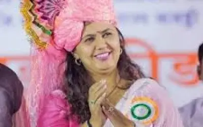 पंकजा मुंडे के कार्यकर्ता चाहते हैं कि वे मुख्यमंत्री बनें