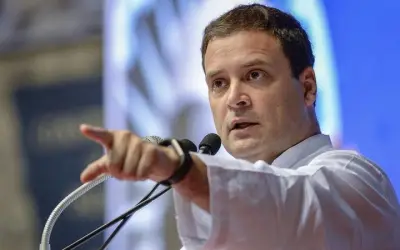 देश का चौकीदार चोर है : राहुल गांधी