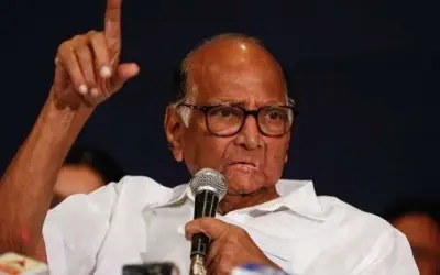 मध्य प्रदेश के ऑपरेशन लोटस देख पवार ने बुलाई विधायकों की मीटिंग