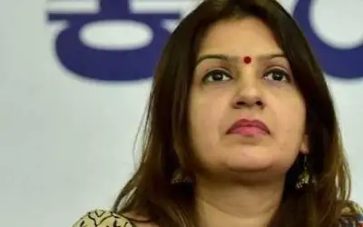 कांग्रेस प्रवक्ता प्रियंका चतुर्वेदी शिवसेना से जुडेंगी