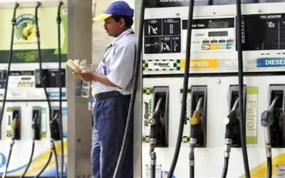 डीजल पेट्रोल के दाम में फ़िर हुई कटौती