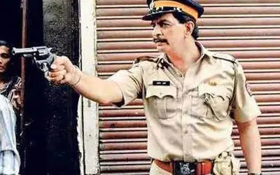 एनआईए के निशाने पर आए पूर्व एनकाउंटर स्पेशलिस्ट प्रदीप शर्मा
