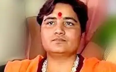 साध्वी प्रज्ञा को लिफाफा में मिला संदिग्ध पदार्थ