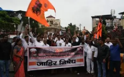 मराठा आंदोलन को लेकर महाराष्ट्र में बवाल,  सोमवार को भी कई शहरों में बुलाया गया बंद