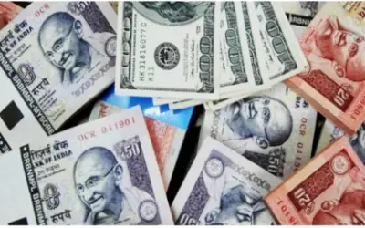 14 पैसे कमज़ोर हुआ रुपया