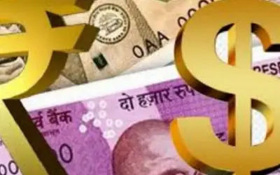 डॉलर के मुकाबले 35 पैसे मजबूत हुआ रुपया