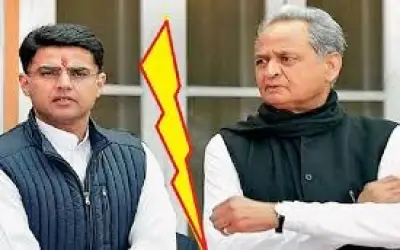 गहलोत और पायलट के विवाद से फिर राजस्थान सरकार पर खतरा