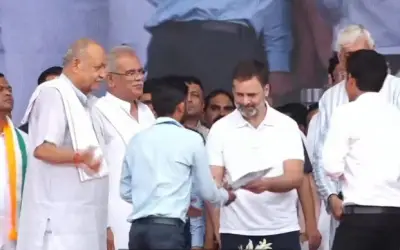 राहुल गांधी ने 2000 शिक्षकों को प्रदान किये नियुक्ति पत्र