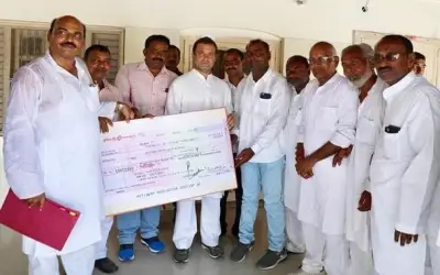 बाढ़ पीड़ितों के लिए राहुल को 2.57 लाख का चेक