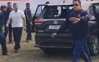 बिहार में राहुल गांधी की भारत जोड़ो न्याय यात्रा में मचा हड़कंप, कार क्षतिग्रस्त