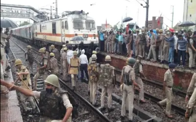 आज किसानों का देशभर में रेल रोको आंदोलन