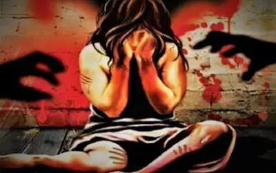 नाबालिग छात्रा के साथ गैंगरेप