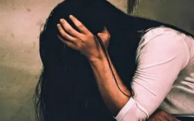 शिष्या को बेहोश कर योग गुरु ने किया रेप