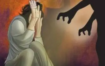 शादी शुदा महिला से 22 दिनों तक रेप फिर दी धमकी
