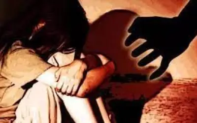 दो आरोपी दोस्त नाबालिग से गैंगरेप में गिरफ्तार