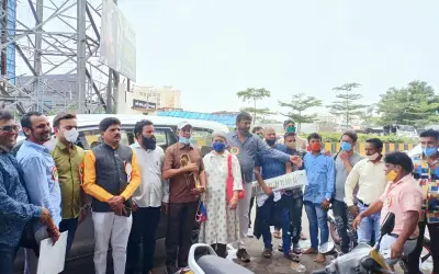 मीरा भायंदर में किया रंगकर्मियों ने आंदोलन