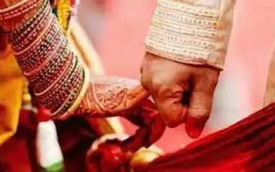 सुहागरात के अगले दिन दूल्हे को लगे 26 टांके