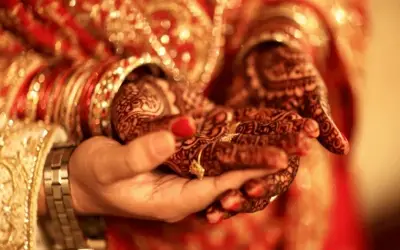 प्रेम विवाह करवाने की सज़ा मिली 34 लाख जुर्माना