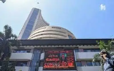 बढ़त के साथ हुई शेयर बाजार की शुरुआत