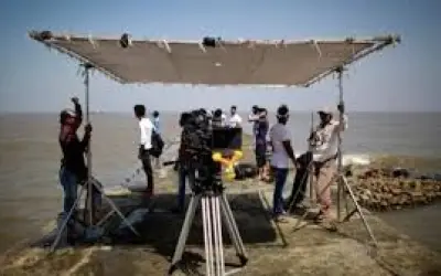 हिंदी और क्षेत्रीय फिल्मों पर “कोरोना वायरस का कहर”