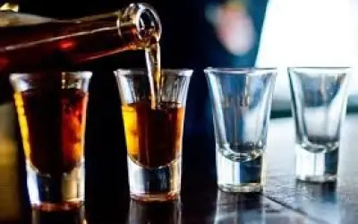 दशहरा में 812 करोड़ की शराब पीकर शराबियों ने बनाया नया रिकॉर्ड
