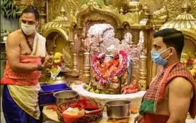 महाराष्ट्र सरकार के आदेश पर 8 महीने बाद खुले धार्मिक स्थल