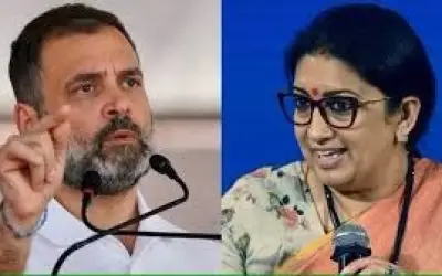 कांग्रेस जम्मू-कश्मीर में धारा 370 बहाल करने की योजना बना रही है : स्मृति ईरानी