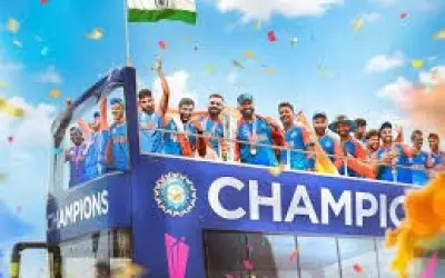 मरीन ड्राइव पर मौजूद फैंस को भारतीय टीम के विजय परेड का करना होगा इंतजार