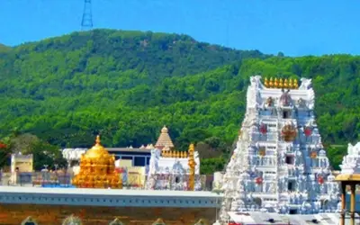 तिरुपति मंदिर के स्टाफ पर कोरोना की मार, 743 पॉजिटिव तीन की मौत