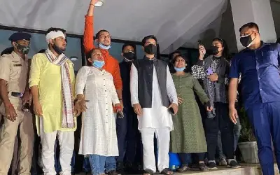 त्रिपुरा में बीजेपी और टीएमसी में मचा घमासान 14 टीएमसी नेता गिरफ्तार