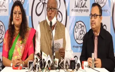 बीजेपी के खेमे में ममता की सर्जिकल स्ट्राइक