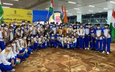 ओलम्पिक के लिए खेल मंत्री ने किया खिलाड़ियों को विदा