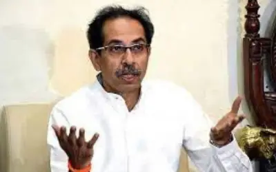 पीएम मोदी का गुलाम है चुनाव आयोग : उद्धव ठाकरे