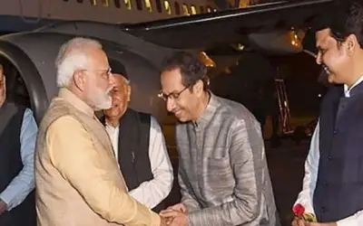 मुख्यमंत्री उद्धव की पीएम मोदी से पहली मुलाकात
