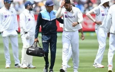 अब उमेश यादव हुए मैदान में चोटिल